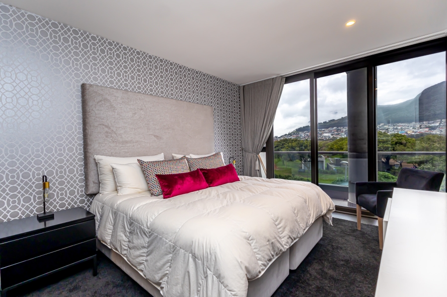 To Let 2 Bedroom Property for Rent in Mouille Point Western Cape